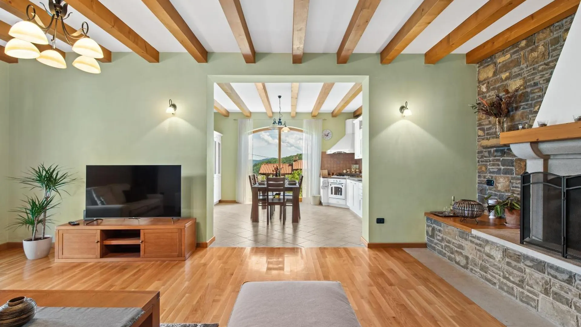 Villa Dol 0*, Buzet